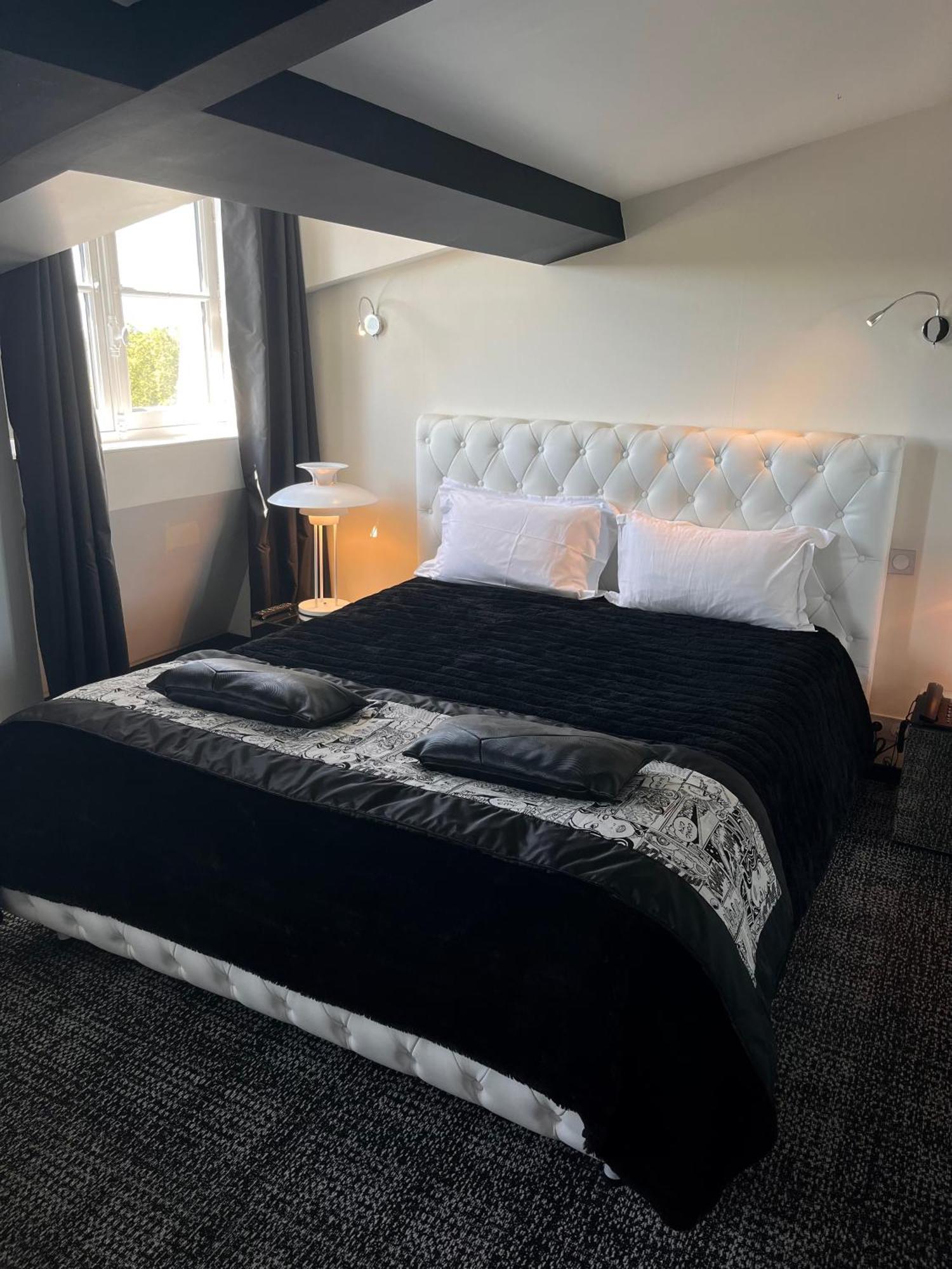 רושקורבון Art Hotel מראה חיצוני תמונה